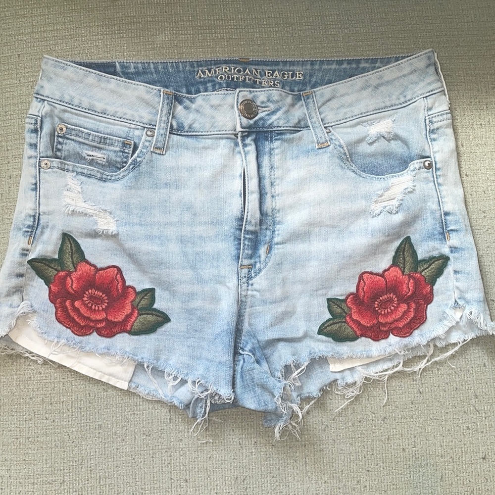 American Eagle Super stretch High Rise Shorty shorts size 12